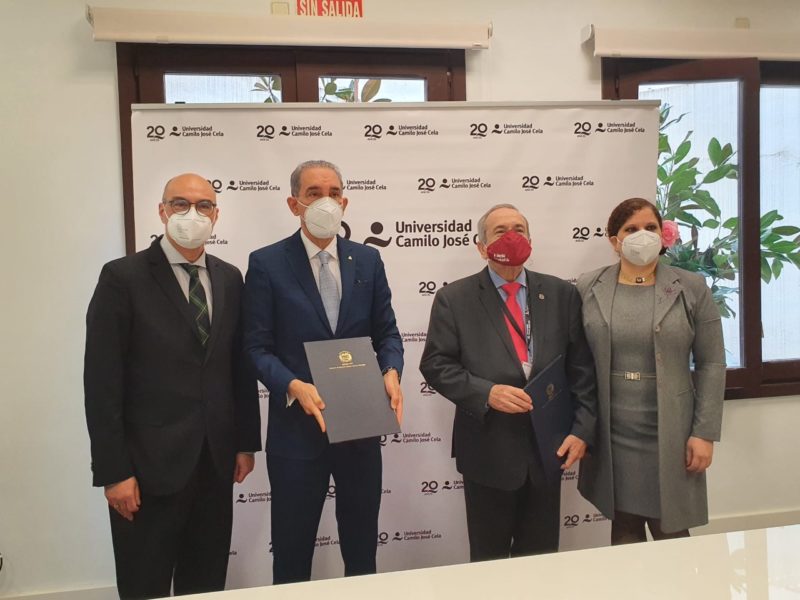 MESCYT firma acuerdo con Universidad Camilo José Cela de España que contempla formación de liderazgo político