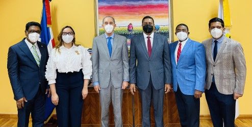 MESCYT y LMD plantean desarrollar programa de capacitación para alcaldes y regidores