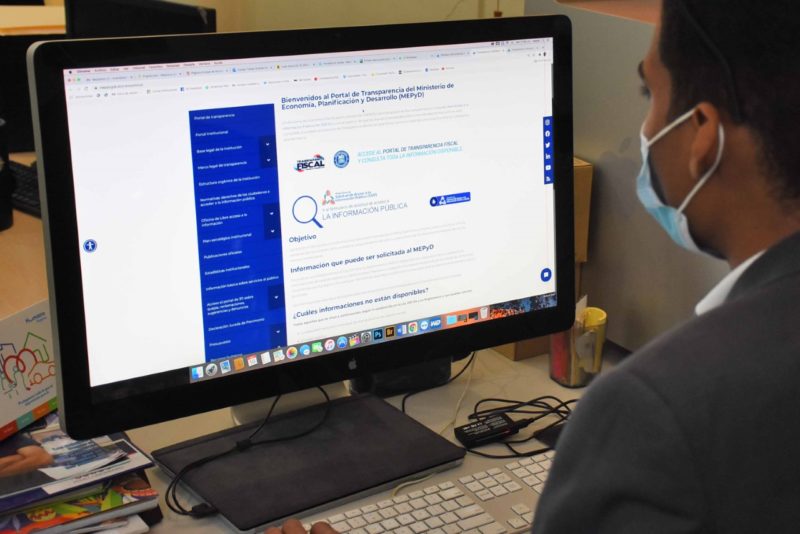 Sub-portal de transparencia del Ministerio de Economía continúa cimero   