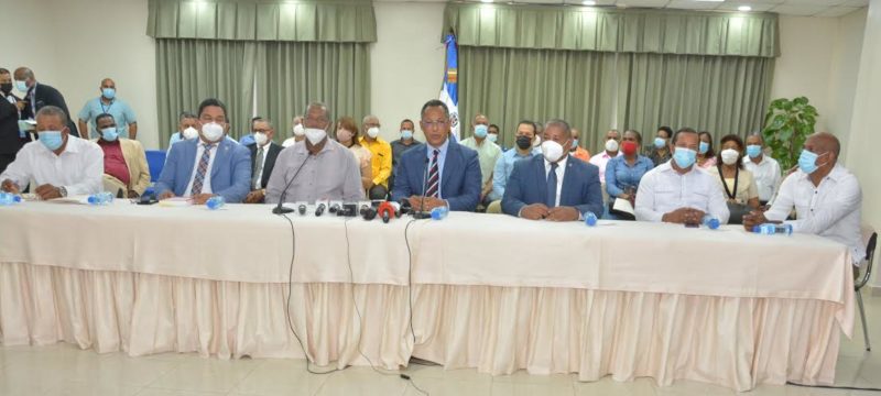 Autoridades de Pedernales rechazan eliminación proyecto PRODEVAJ