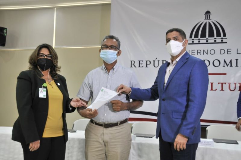 Agricultura afiliará al SENASA 40 mil productores agropecuarios y sus dependientes