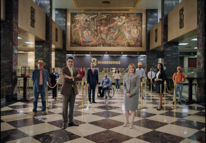 Banreservas inicia campaña 80 años  de presencia en la historia financiera nacional