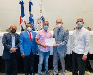 MESCYT impulsa proceso de capacitación para fomentar la investigación científica e innovación tecnológica