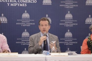 Bisonó encabeza reunión del Gabinete Ministerial para coordinar políticas sectoriales con órganos descentralizados