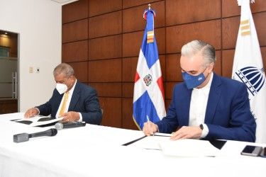 Trabajo y MAP firman acuerdo institucional para implementar “Plan de Mejora del MT” 