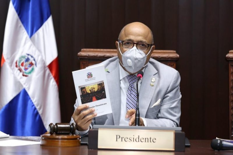 Diputados acogen propuesta del Senado sobre Defensor del Pueblo