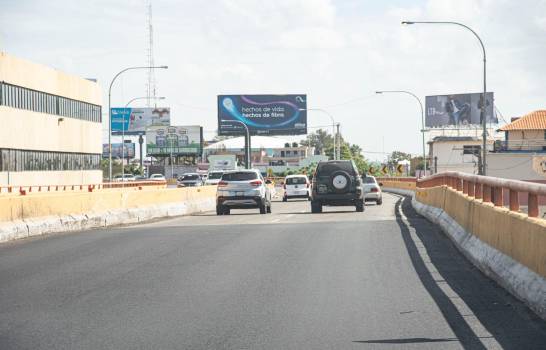 MOPC cerrará carriles de elevado de la 27 de Febrero en sentido Oeste-Este para reacondicionamiento