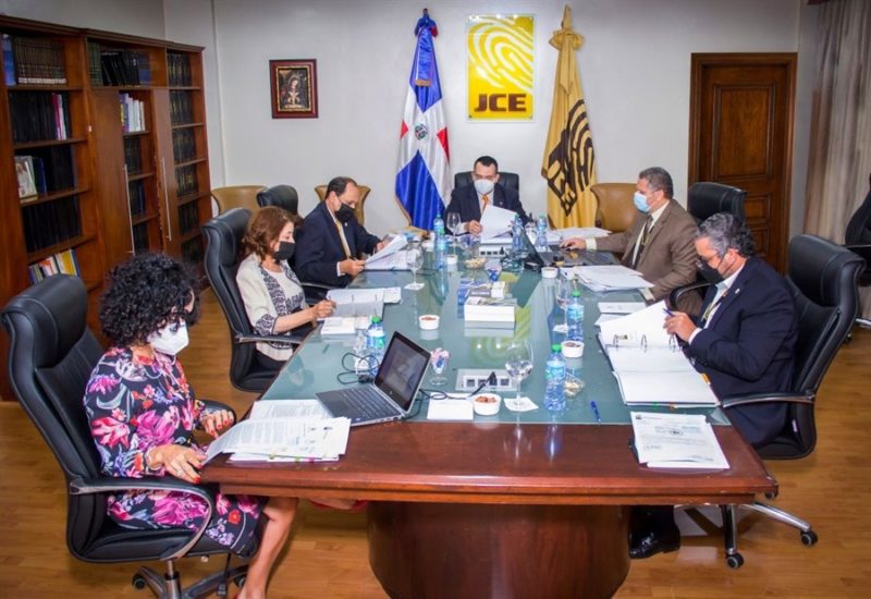 Pleno JCE cambia fecha a consulta previa con los partidos políticos para designación o ratificación de funcionarios