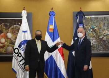 OGTIC y Superintendencia de Bancos firman acuerdo para fortalecer servicios de asistencia ciudadana