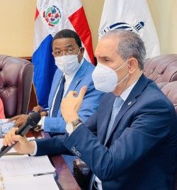 MESCYT oferta facilidades a emprendedores para su capacitación a nivel nacional e internacional