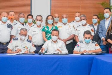 Edesur acuerda protocolo de seguridad con 15 Cuerpos de Bomberos del sur y el DN para casos de emergencias