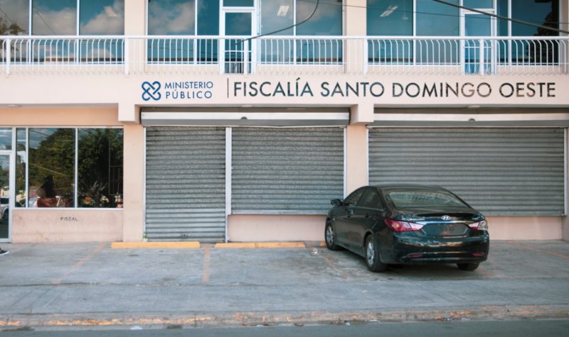 Fiscalía SDO solicitó prisión preventiva contra propietario de almacén que comercializó bebidas adulteradas que provocaron dos muertes