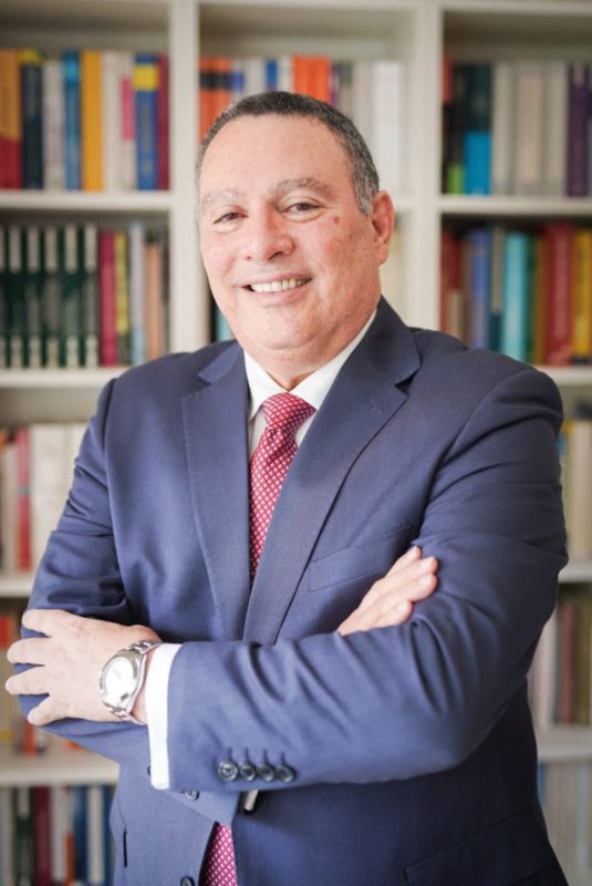 Economista sugiere gobierno reedite la emisión de certificados por $100,000 millones de los fondos de las AFP