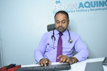 Doctor Asmín Aquino sugiere a gobernadora de Monte Plata convocar Congreso de Desarrollo Provincial