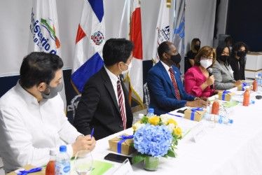 Viceministra Olaya Dotel: “Fortalecimiento y compromiso de las comunidades en turismo sostenible es responsabilidad del Gobierno”