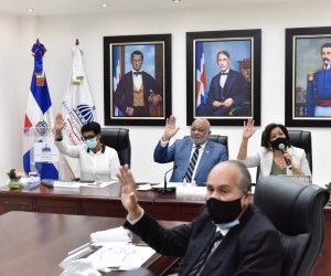 Consejo Nacional de Educación establece pautas para conclusión del año escolar