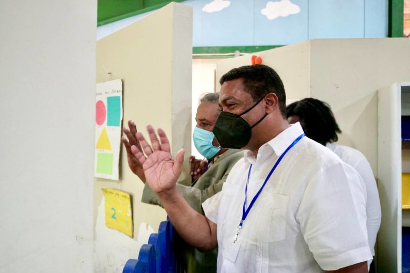 Víctor D´Aza considera se deben promover muros empresariales en la zona fronteriza