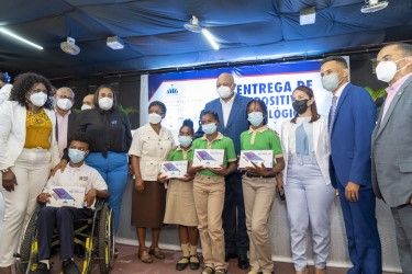 Ministro de Educación afirma día 29 concluye un año escolar rico en experiencias