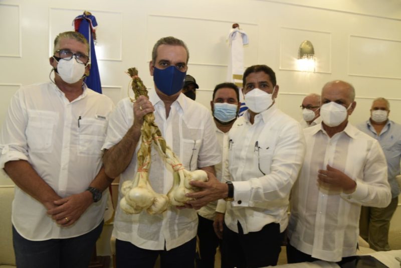 Gobierno garantiza autosuficiencia de ajo en el país en los próximos dos años 