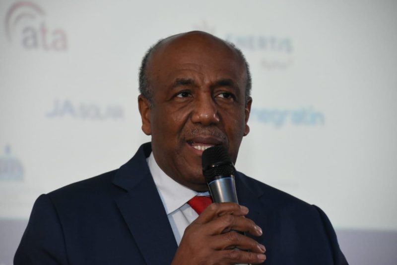 Gobierno apuesta al desarrollo en base a energías renovables