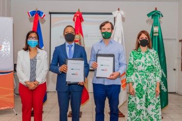 EDESUR y CEF – UDIMA acuerdan fomentar la investigación y capacitación en temas energéticos