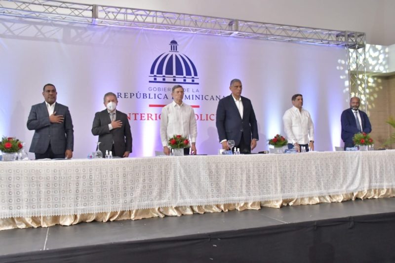 Ministerio de Agricultura apoya políticas migratorias del país sean aplicadas al sector agropecuario