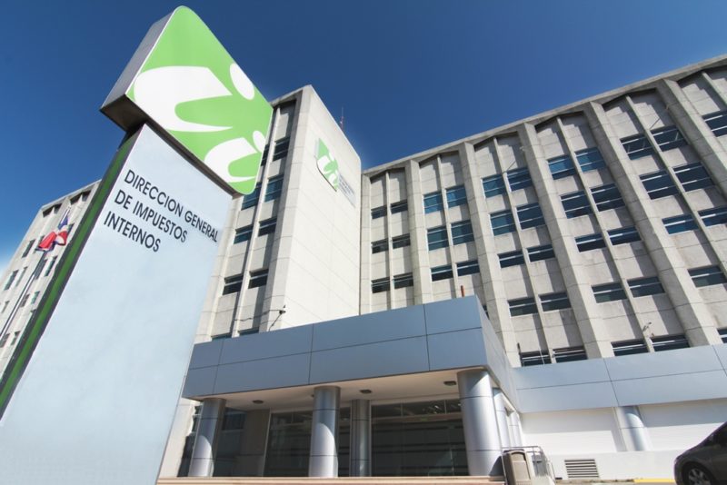 DGII anuncia inicio temporada renovación de marbetes para 1.5 millones de vehículos