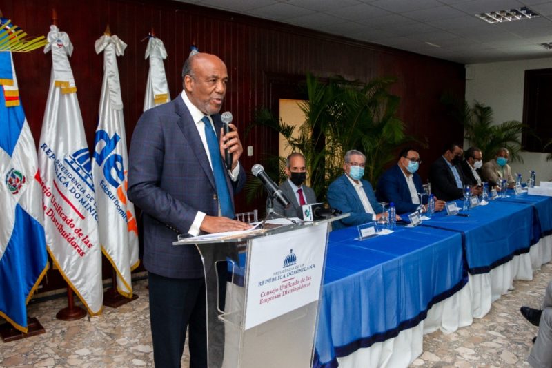 Consejo Unificado de las EDE suscribe tres acuerdos de energías renovables