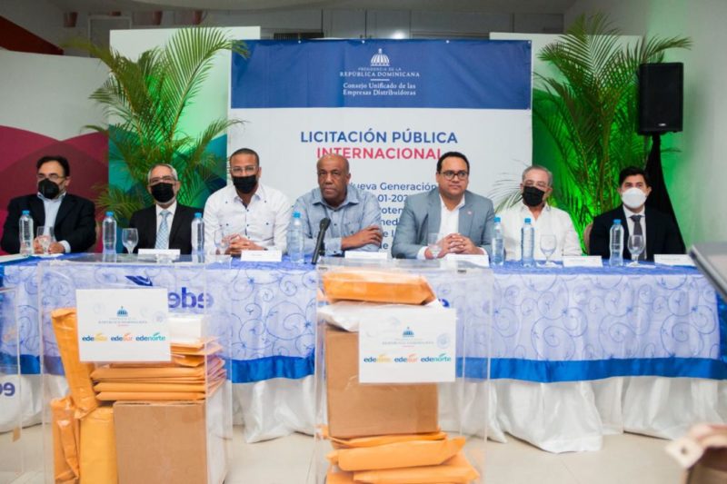 Empresas Distribuidoras reciben credenciales de oferentes para compra-venta de potencia y energía