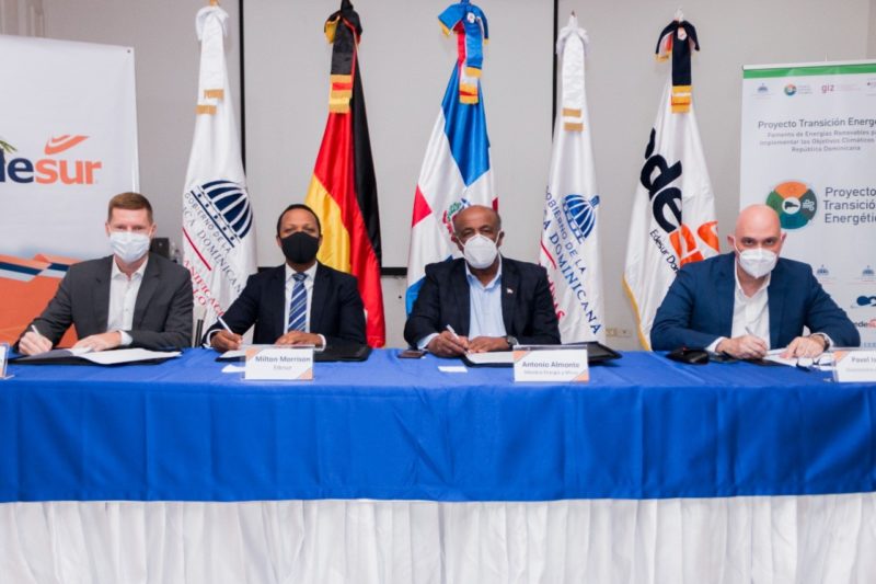 Edesur y agencia alemana ejecutarán proyecto de electrificación rural en Sabana Real, La Descubierta