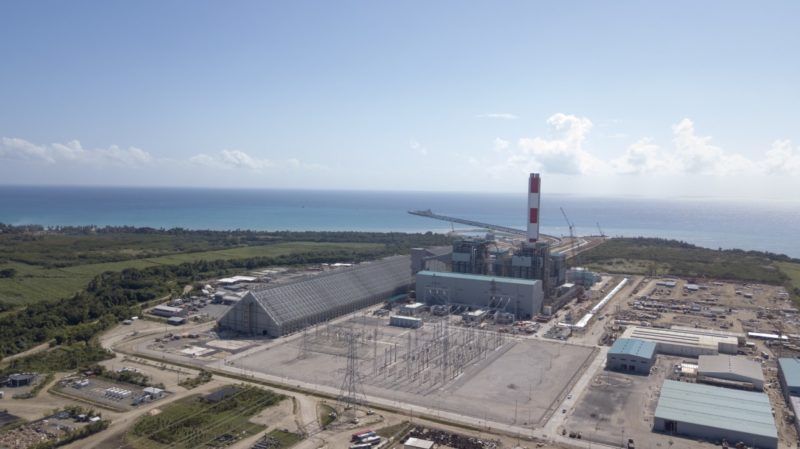 Energía y Minas asegura actuó acorde a la ley al anular licitación de pólizas para Punta Catalina