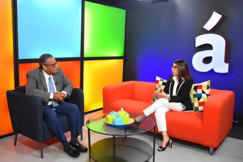 Periodista Elvira Lora destaca aportes de revista Fémina a los derechos de las mujeres con motivo de su centenario el próximo año 2022 