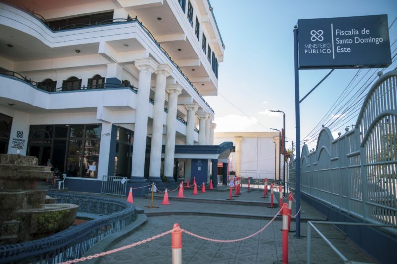 Fiscalía de SDE desarticula red que traficaba a dominicanos fallecidos en México mientras eran transportados hacia EE. UU. 