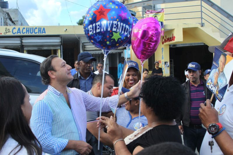 Abel Martínez llama a asumir compromiso para hacer las cosas bien; asegura situación del país cada día está peor
