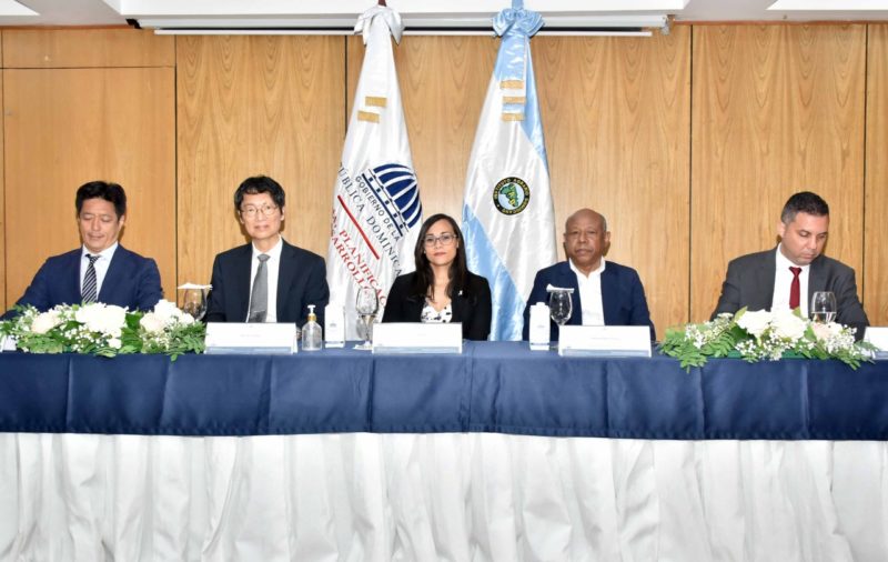 República Dominicana y Japón lanzan proyecto para producir peras japonesas en Constanza