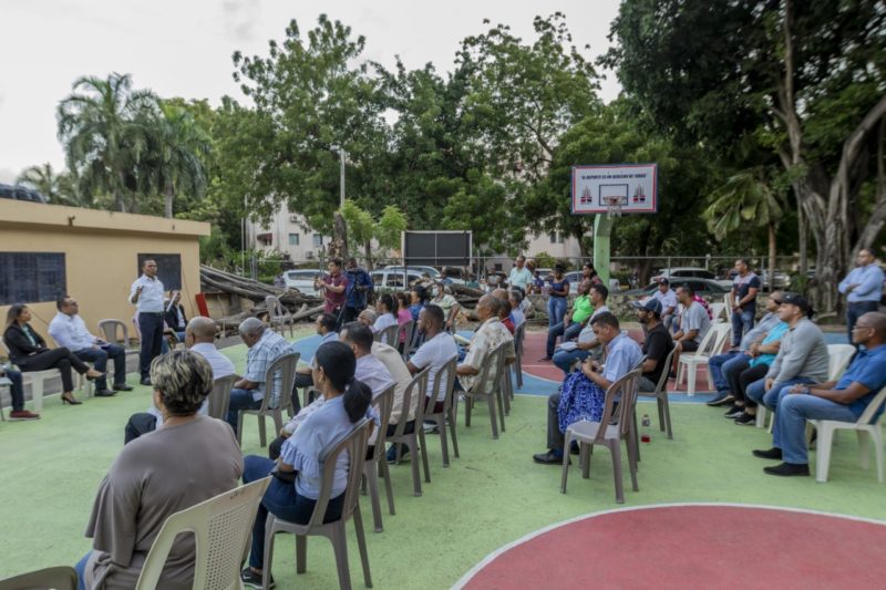 Edesur ilumina 24 sectores de «Los Kilómetros» de la Independencia con 300 luces