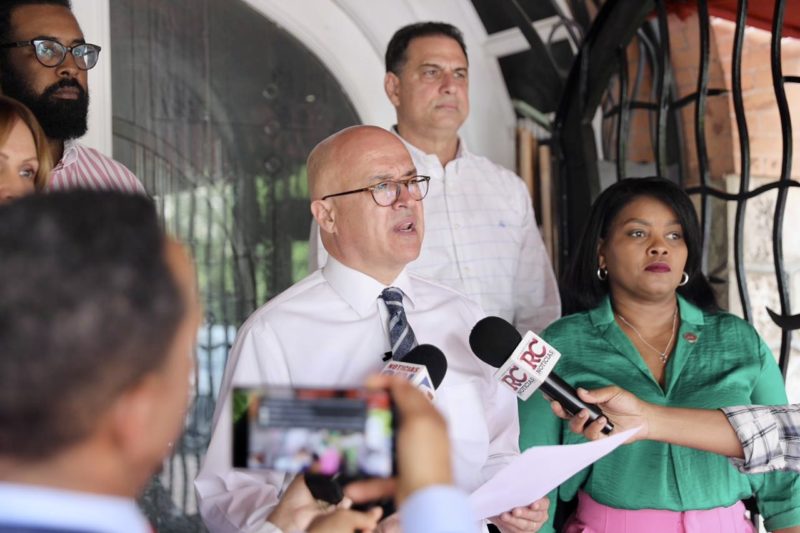 Francisco Domínguez Brito: “Alerta posibles olas de secuestros amenazan República Dominicana”.