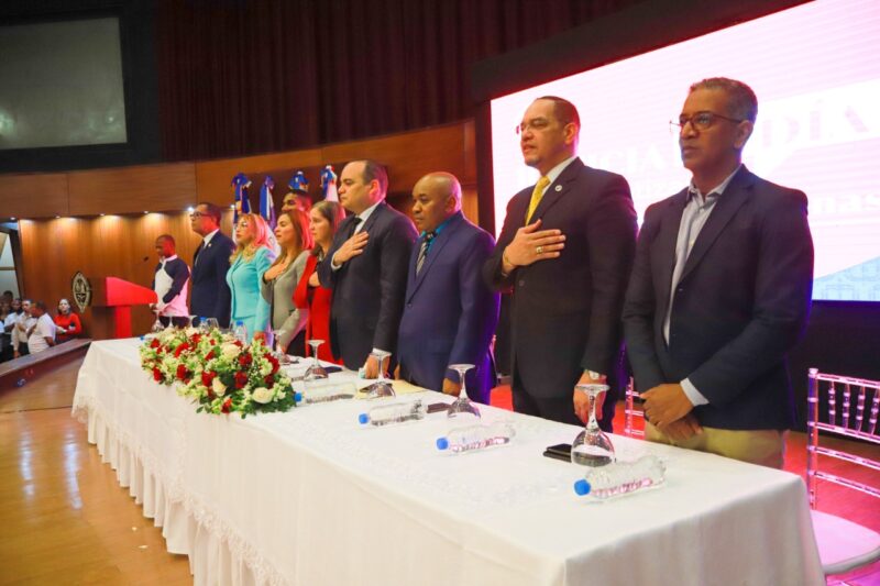 Abogados buscan garantizar acceso y eficiencia de la justicia durante Congreso sobre Ley de Uso de Medios Digitales Jurisciencia