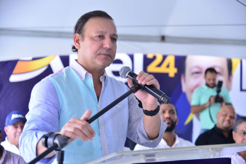 Abel Martínez demuestra fortaleza en el Distrito Nacional