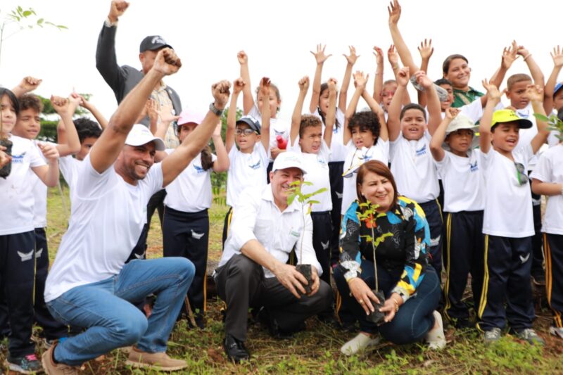 Promipyme y Ogtic inauguran Bosque de las Mipymes en honor Orlando Jorge Mera 