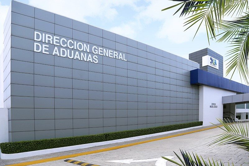 Aduanas adecúa su proceso de emisión de licencias al nuevo marco legal y a Burocracia Cero