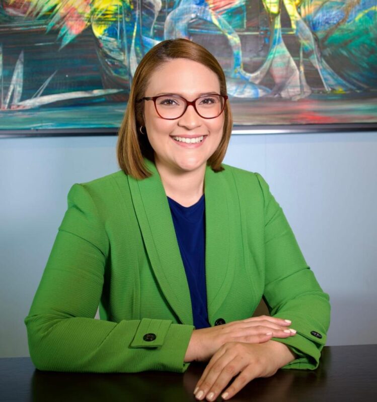 Lizamavel Collado: el rostro de la innovación en la Fuerza del Pueblo