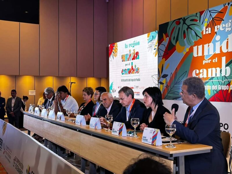 Causas y Consecuencias del advenimiento de una arquitectura Progresista.