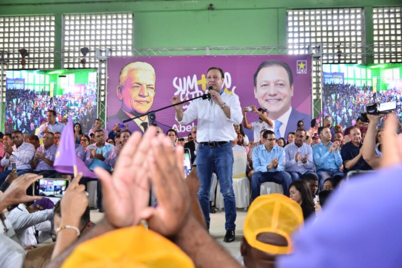Abel Martínez: “no hay ruido más nefasto que el caldero vacío de las familias pobres en RD”