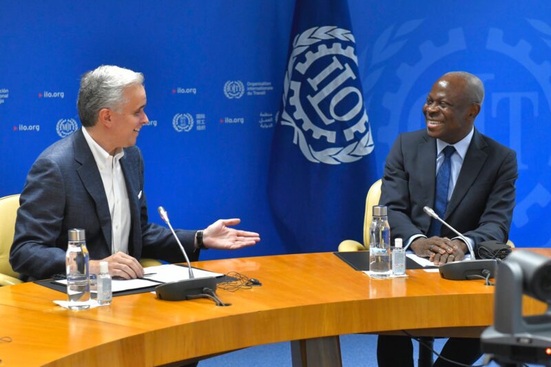 Ministro De Camps hace llamado en OIT a seguir fomentando mejoras en el salario real, el trabajo decente, y la ampliación de cobertura de seguridad social  