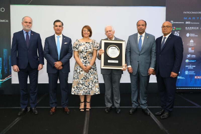 Foro elDinero describe escenarios desafiantes para la economía de la RD