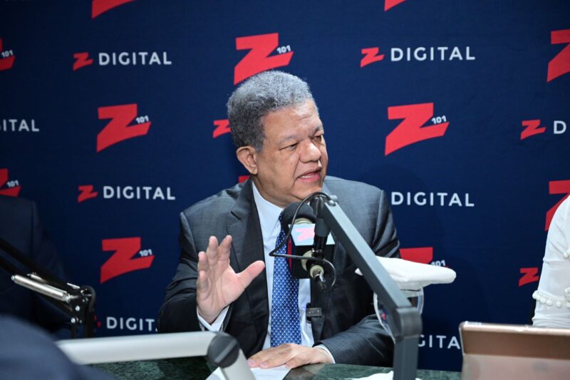 Leonel asegura presupuesto del 2023 está orientado «hacia la reelección»