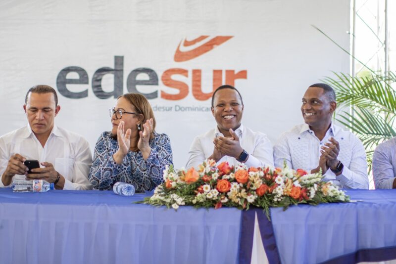 Edesur inaugura cuatro proyectos en Las Matas de Farfán; impactarán miles de personas