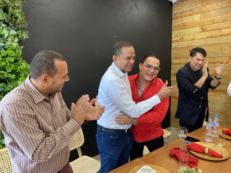 Comunicadores y empresarios artísticos incursionarán en la política a través de Justicia Social