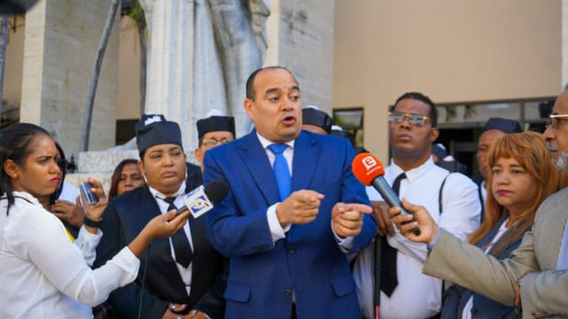 Surun Hernández somete acción de amparo por negación información financiera de Fideicomisos Públicos